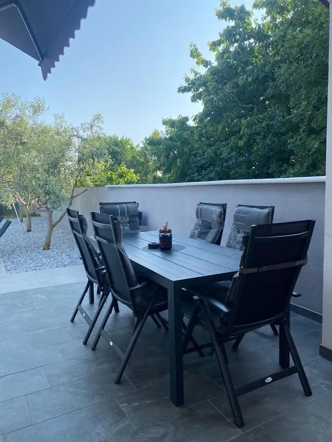 Villa Kuca Za Odmor Lilly Pula Kroatien